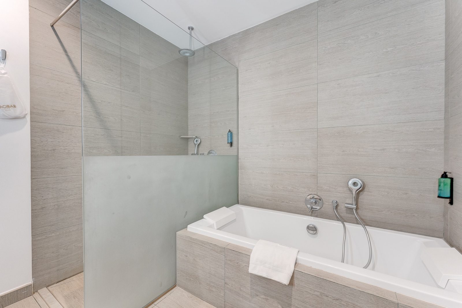 1 Bedroom | Baobab Suites — photo 11