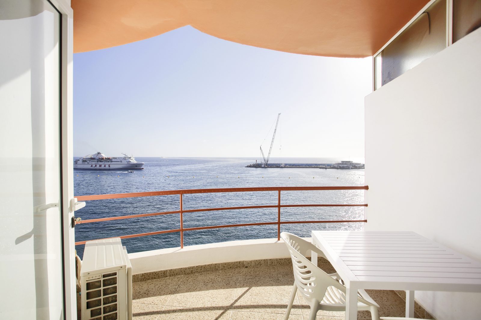 1 Bedroom | Cristianmar — photo 10